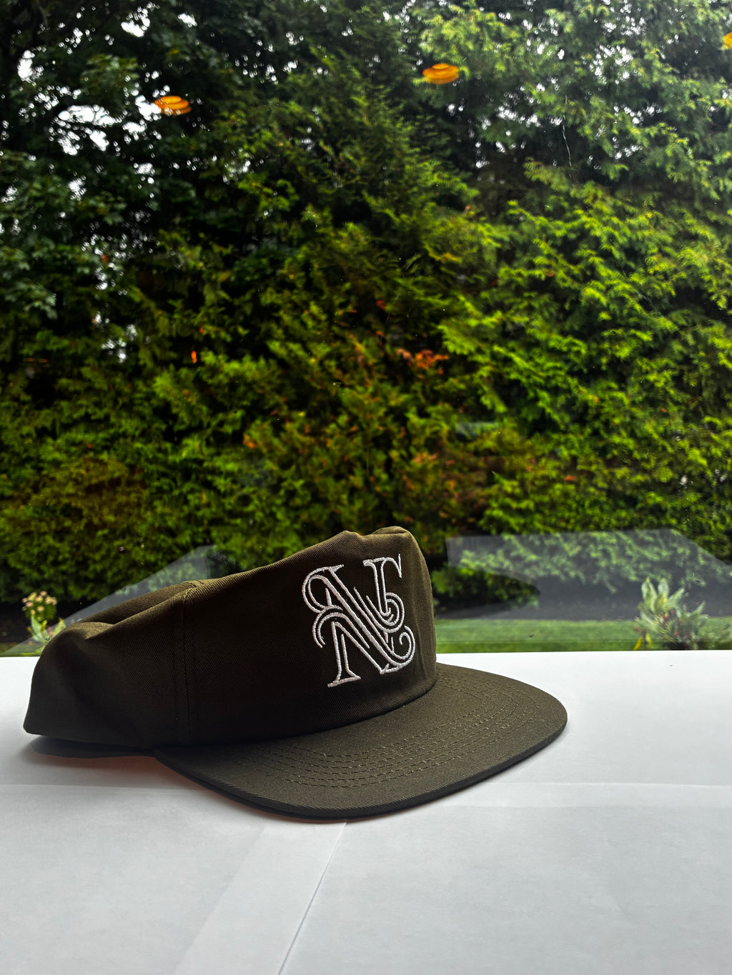 The Niche Hat - olive green